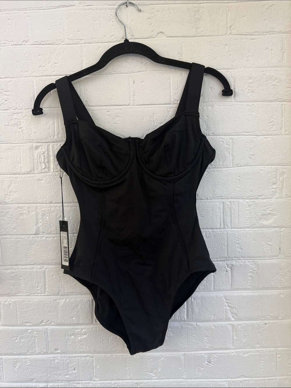 TA3 NWT $178 XS REGULAR LONG TORSO FG CUP LIFTY
(3 bin)